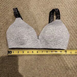 BEBE comfort / tshirt bra 36C  WIRELESS BRA